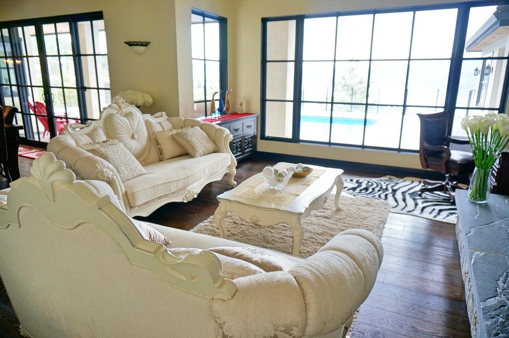 Mission Hill Lake View Villa West Kelowna Eksteriør bilde